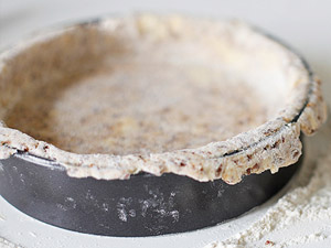 Рецепт карамельного пирога с меренгой