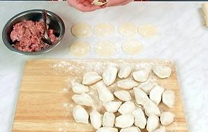 Рецепт приготовления бульона с пельменями и картофелем