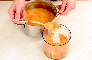 Рецепт приготовления  горохового супа-пюре с копченостями