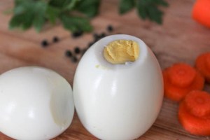 Снеговик из яиц