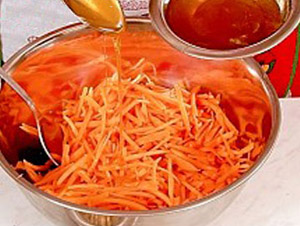 Рецепт приготовления салата с морковью, медом и орехами