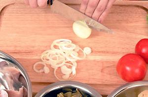 Рецепт приготовления салата  из сельди с фасолью