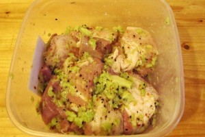 Шашлык из свинины в киви-маринаде